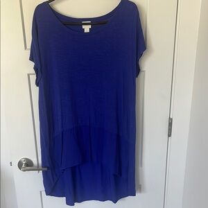 Women's Blue Top